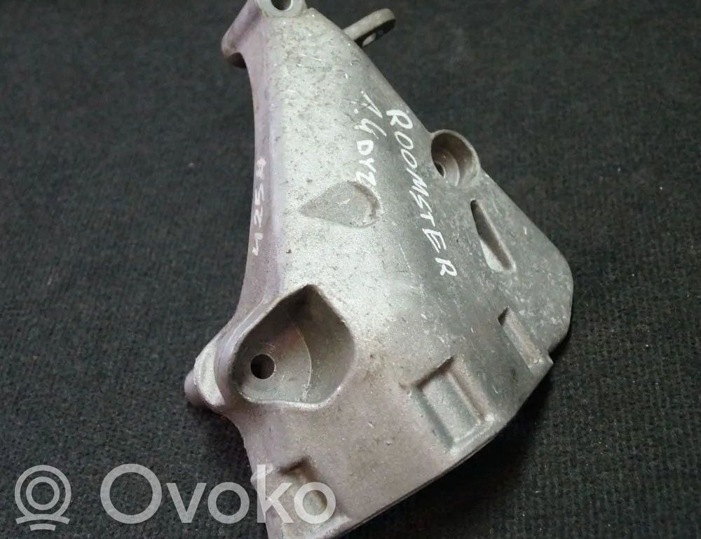 Skoda Roomster (5J) Engine mounting bracket 