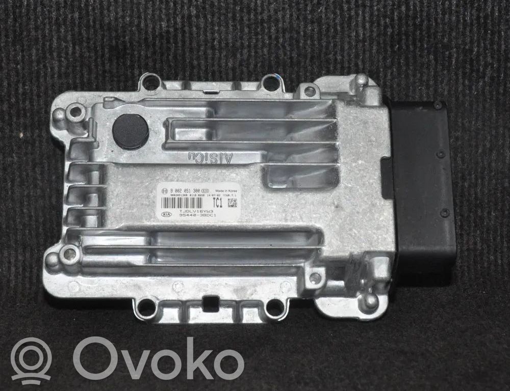 KIA Ceed Engine control unit/module 