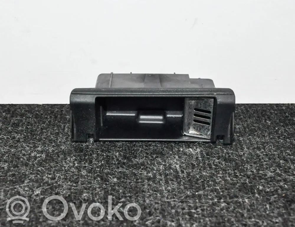 Audi A8 S8 D3 4E Cendrier 