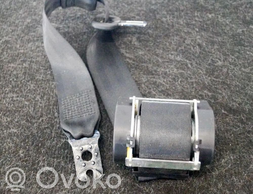 Seat Leon (5F) Cinturón trasero 