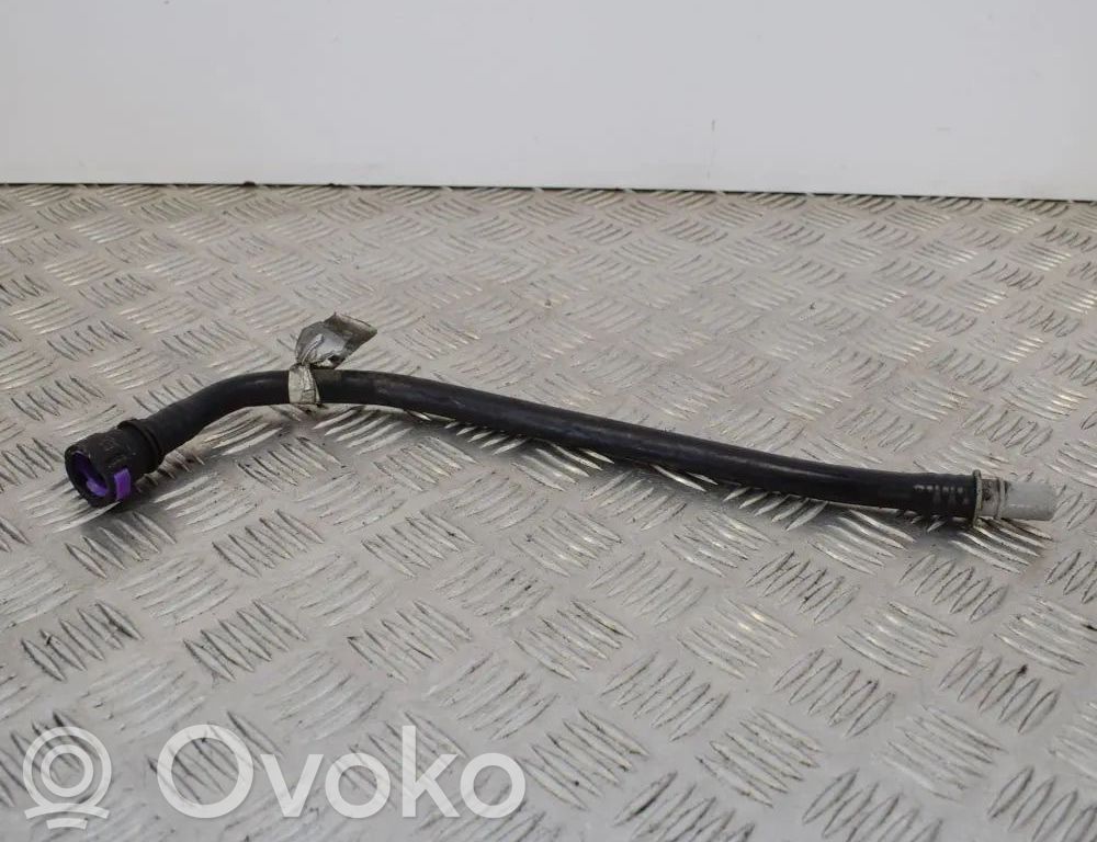 Audi A5 8T 8F Ilmanoton letku 