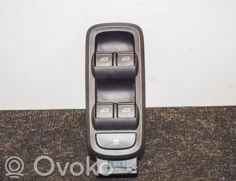 Ford Fiesta Electric window control switch 