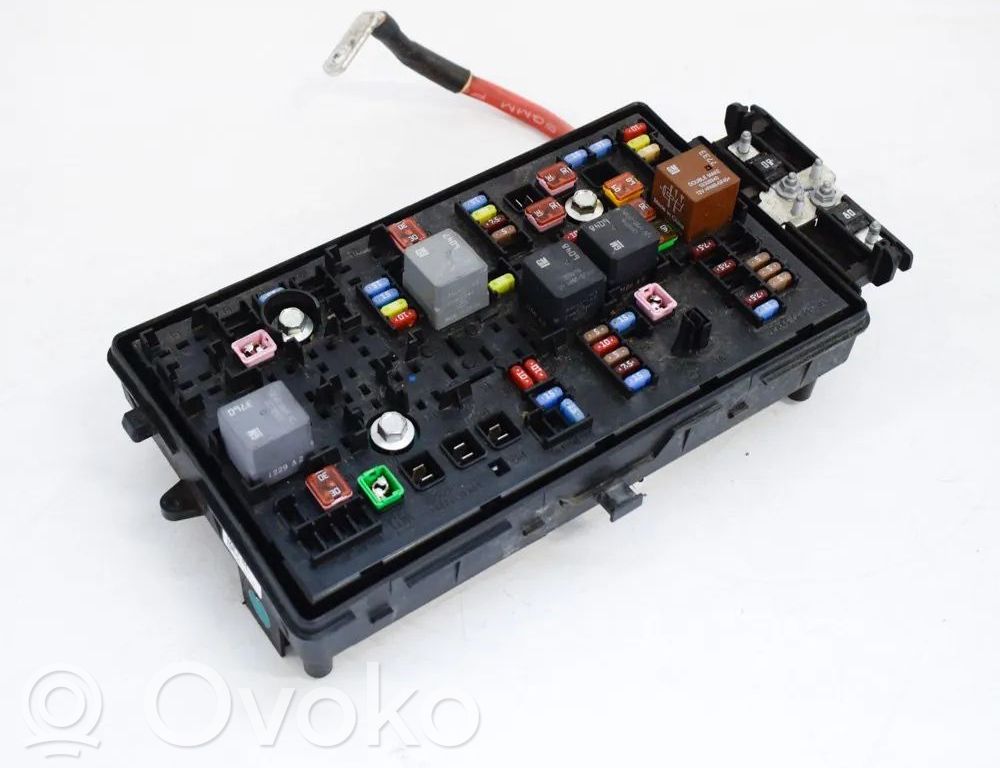 Opel Insignia A Fuse box set 