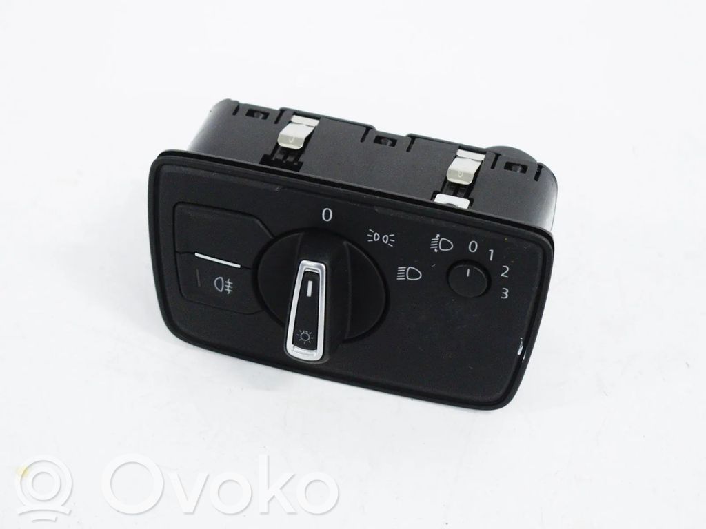 Volkswagen PASSAT B8 Interruptor de luz 