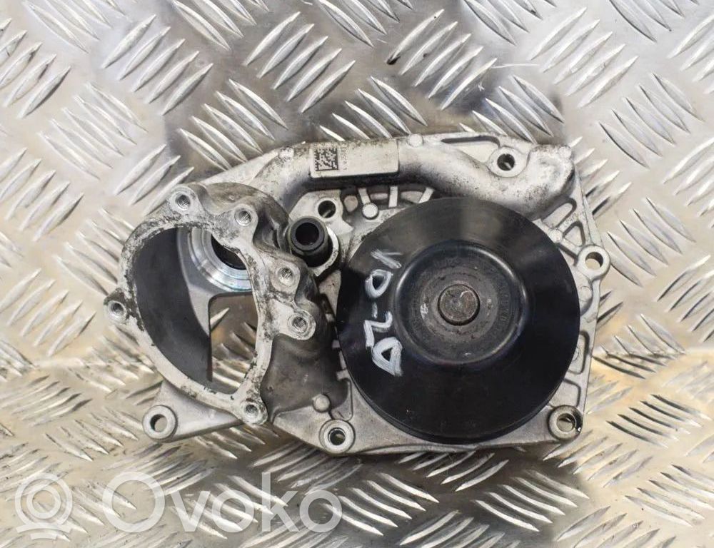 BMW 3 F30 F35 F31 Vesipumppu 