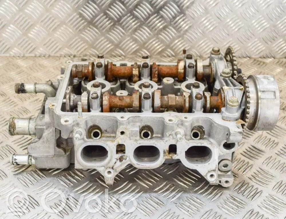 Toyota Aygo AB10 Engine head 