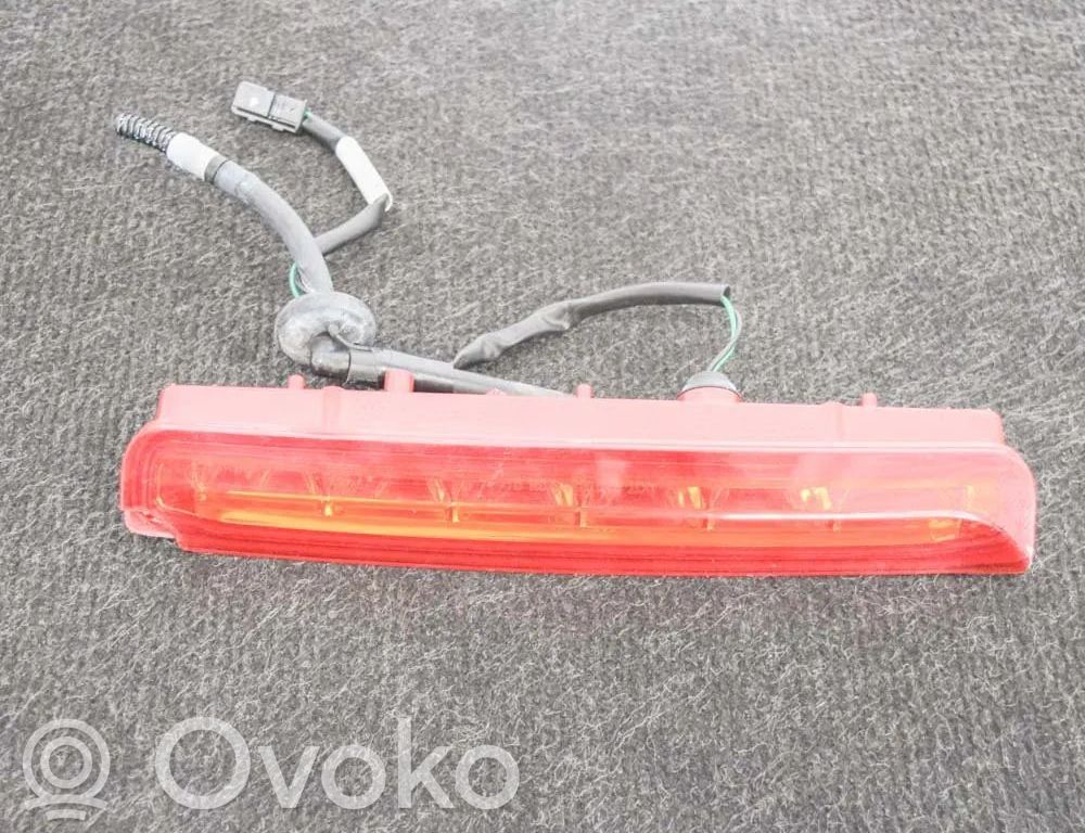 Opel Mokka Third/center stoplight 