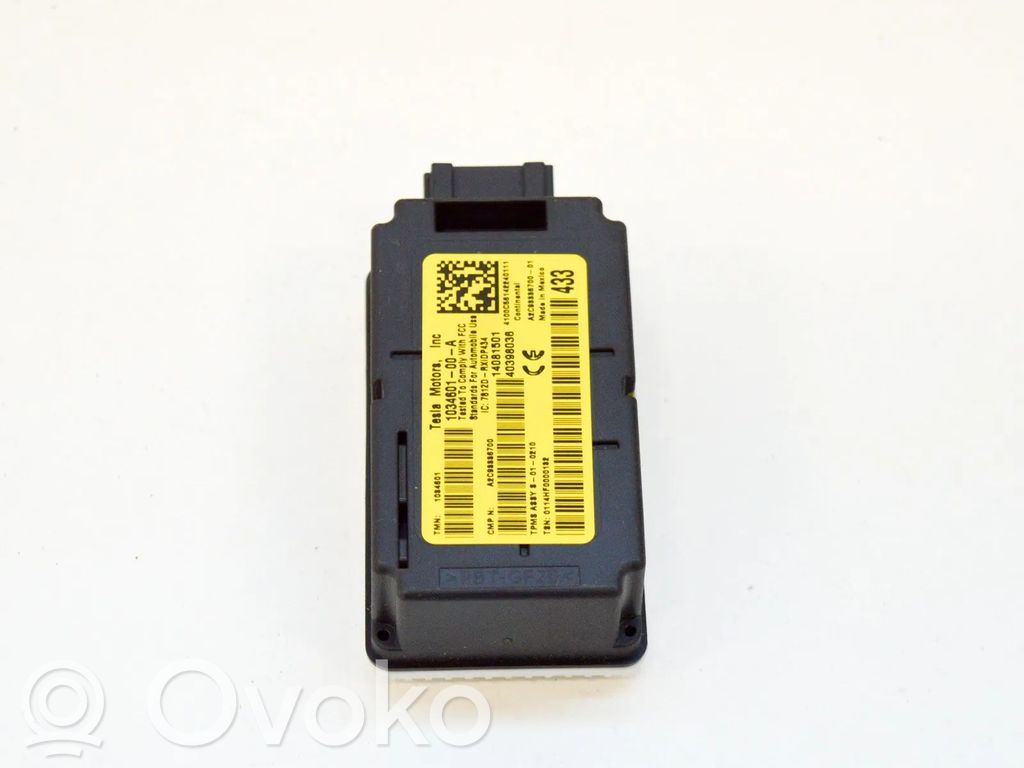 Tesla Model S Tire pressure control unit 