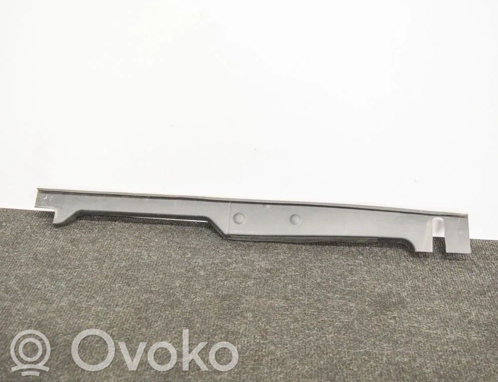 Audi A5 Apdaila sparno (moldingas) 