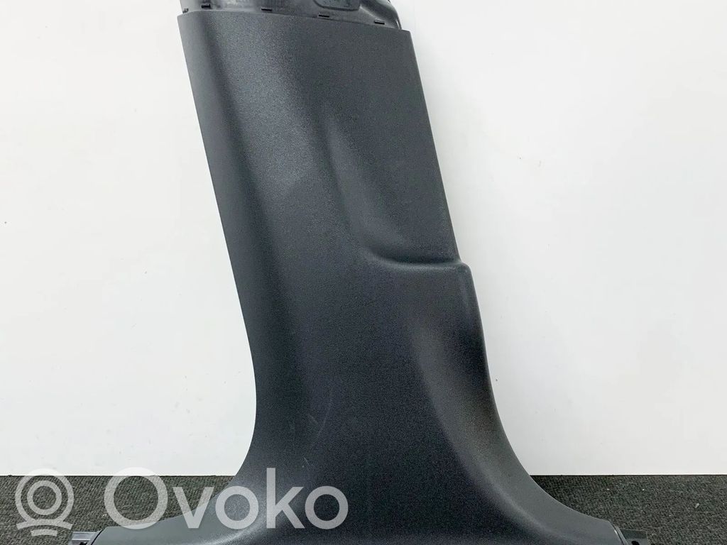 Osłona dolna słupka / B   108629690H,113564000A