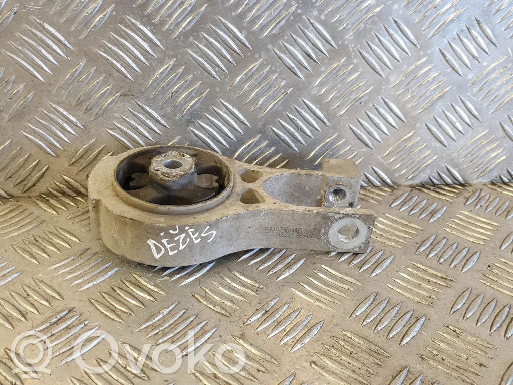 Peugeot 508 II Gearbox mount 