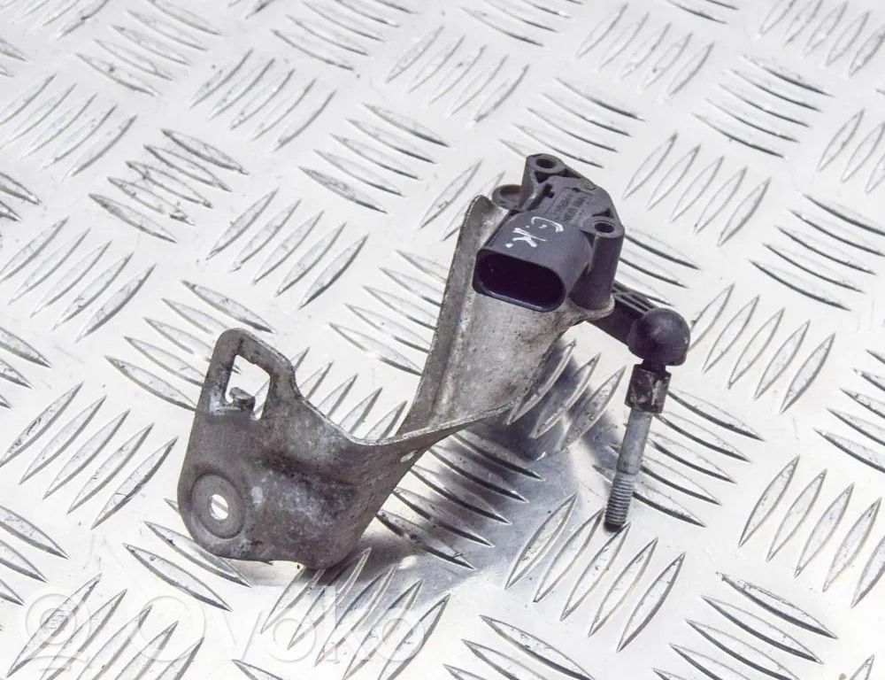 Tesla Model S Rear air suspension level height sensor 