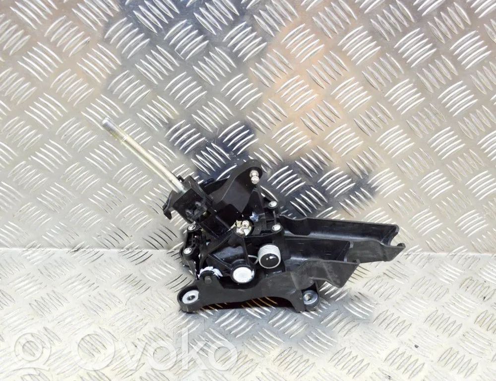 Gear shifter/selector