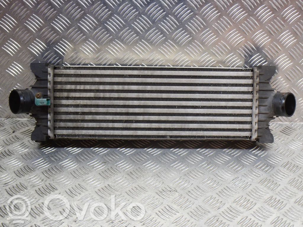 Ford Transit Interkūlerio radiatorius 
