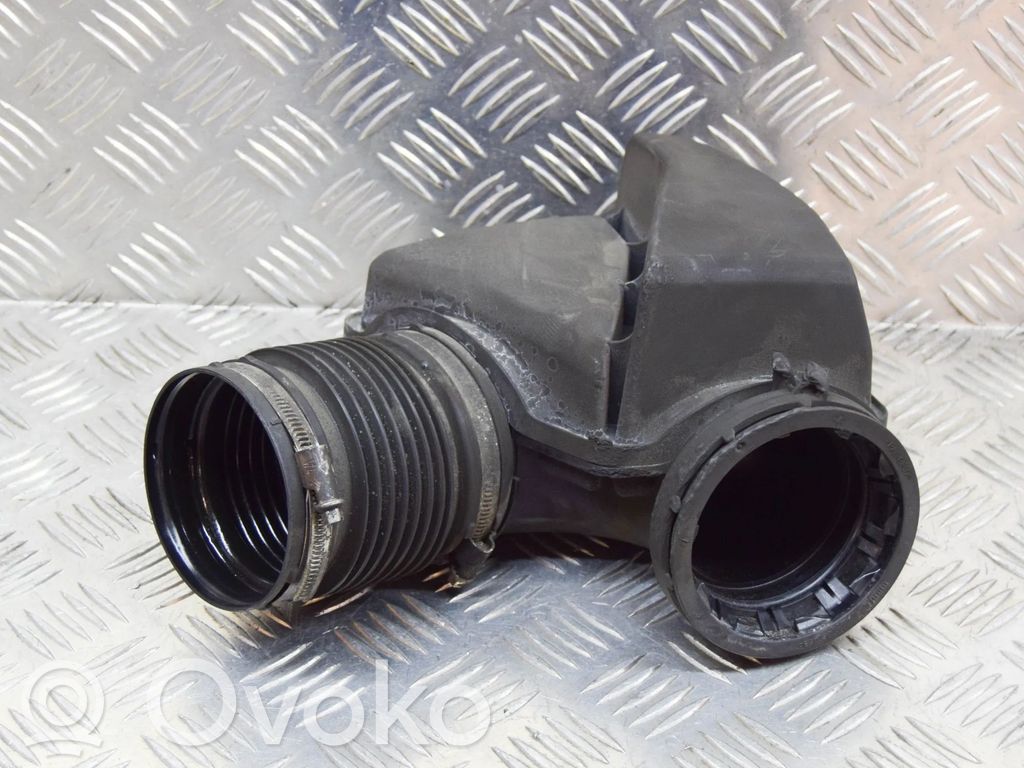 BMW 4 F32 F33 Część rury dolotu powietrza 