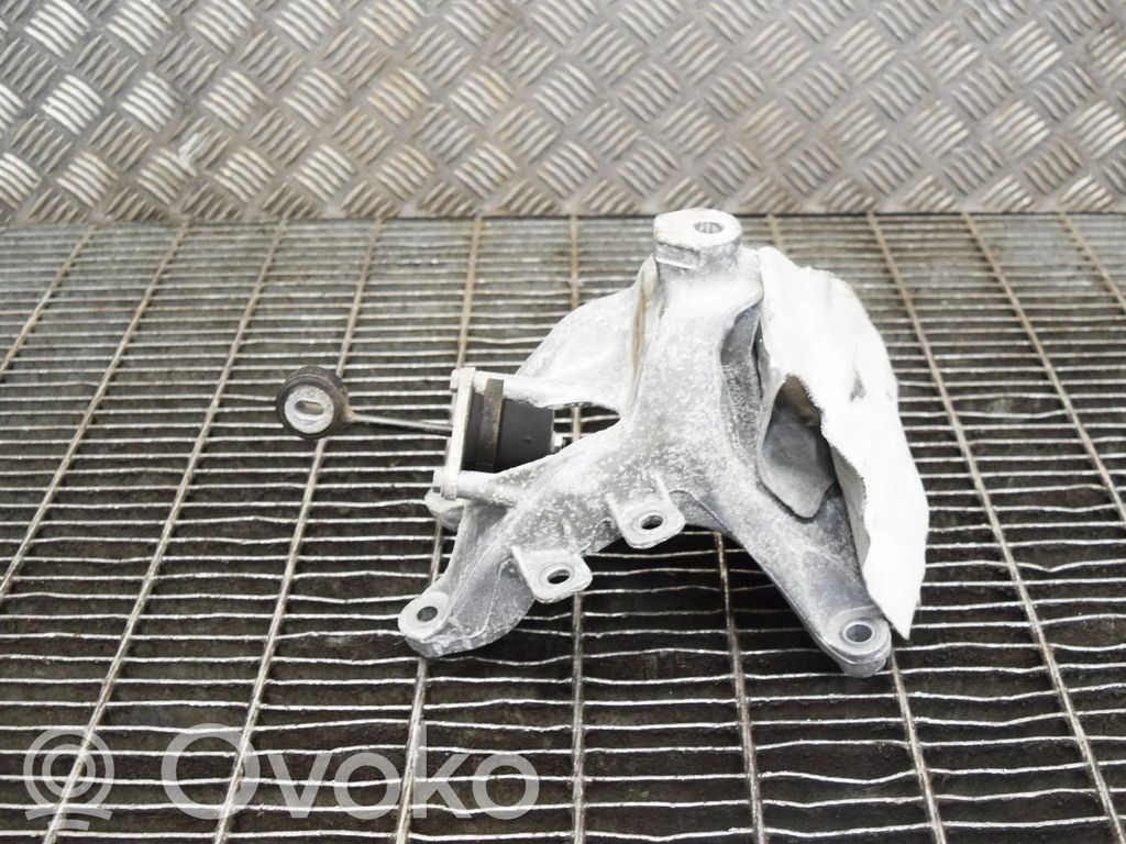 Engine mounting bracket   4M0199308BL