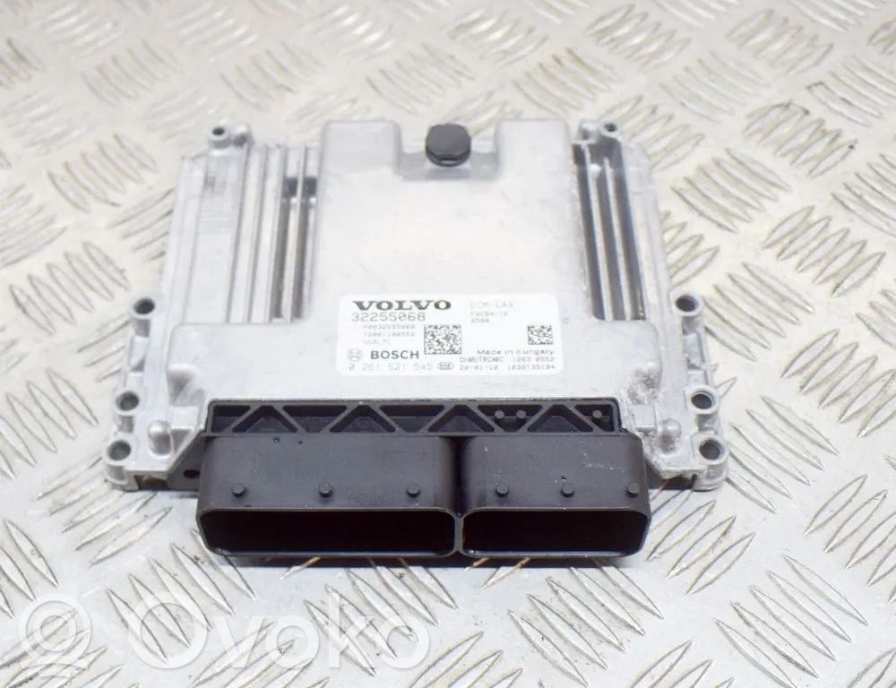 Volvo XC40 Engine control unit/module 