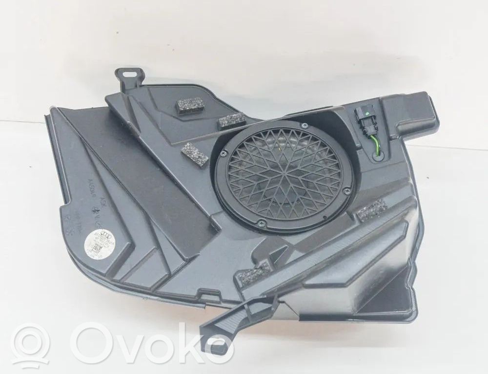Audi A5 8T 8F Subwoofer 
