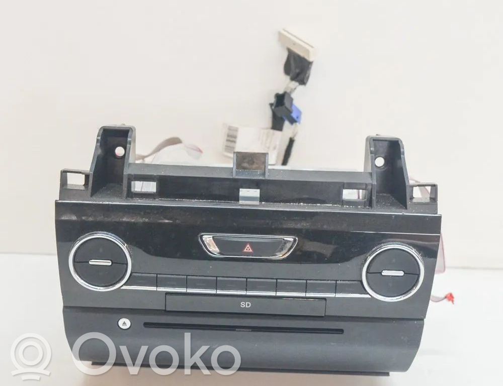 Panel / Radioodtwarzacz CD/DVD/GPS   68257004AA,670031059,6700310590
