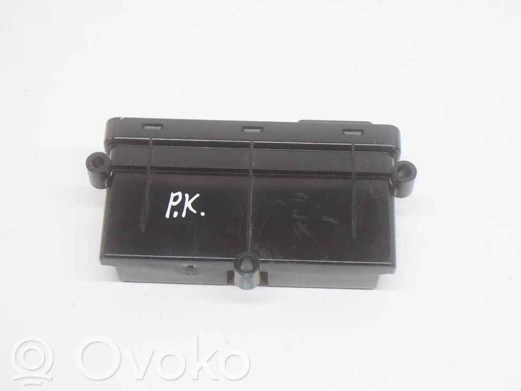 Door control unit/module   20156143,100310100E,0748G03S