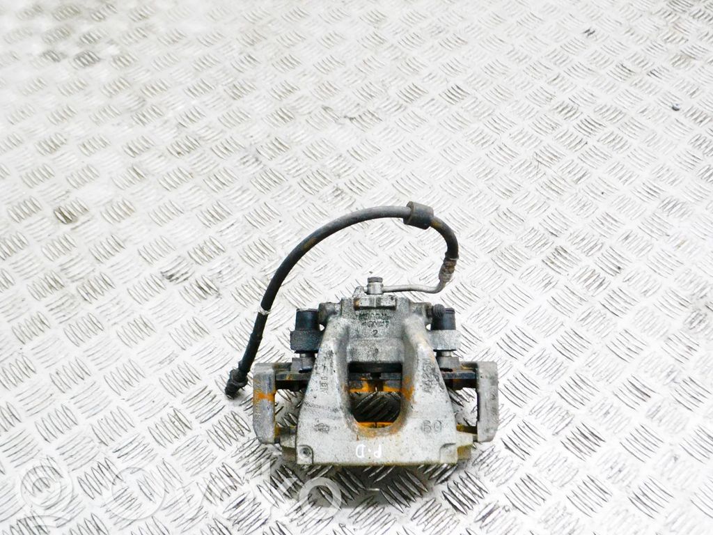 Zacisk hamulcowy przedni   HK832078AE
