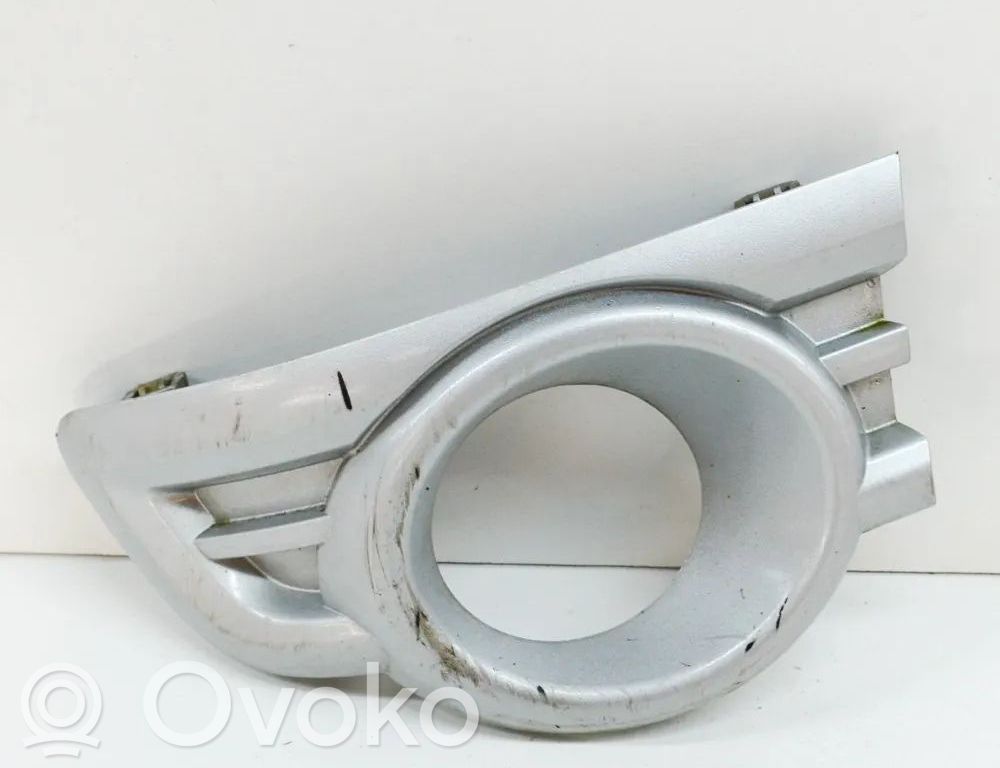 Etusäleikkö   UD2F50C11,UD2D50C11