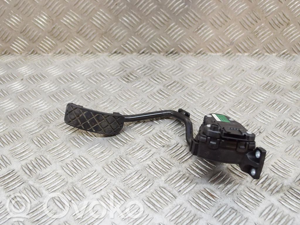 Audi A8 S8 D3 4E Gaspedal 
