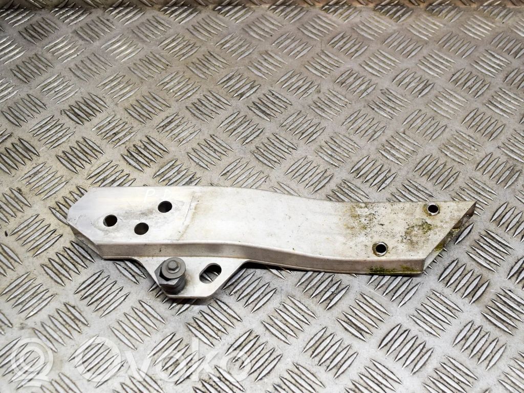 Mercedes-Benz E W213 Panel mocowania chłodnicy