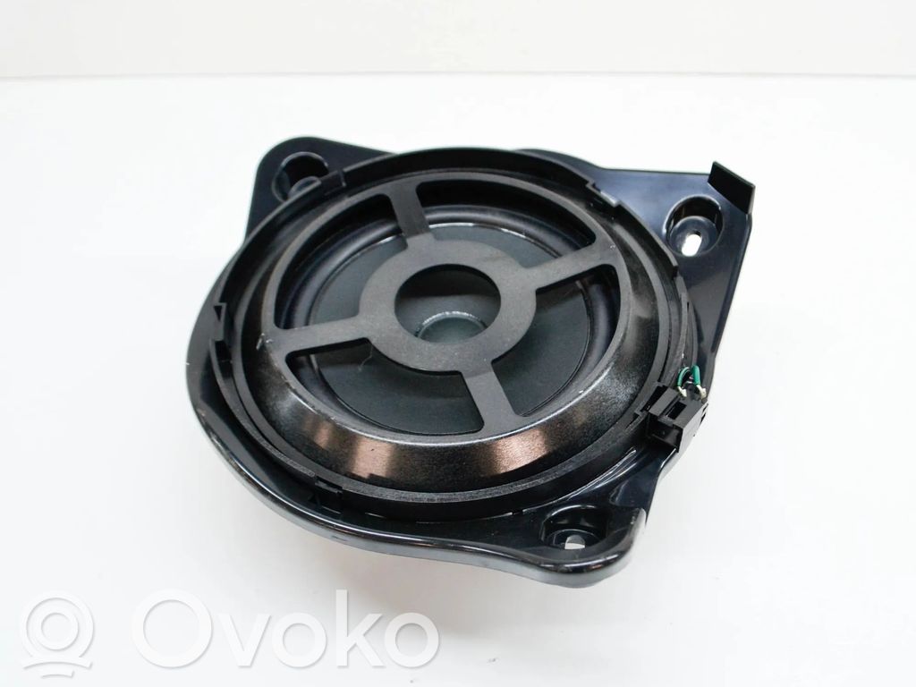 Mercedes-Benz E W238 Subwoofer altoparlante