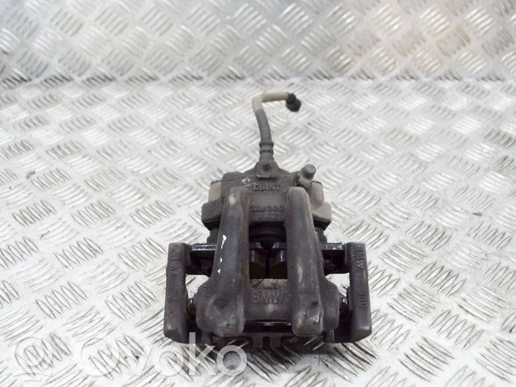 BMW 2 F22 F23 Bremssattel hinten