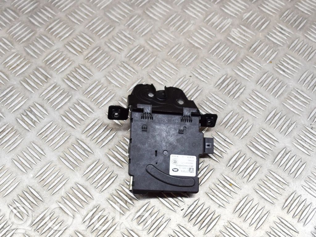Jaguar E-Pace Tailgate/trunk/boot lock/catch/latch 