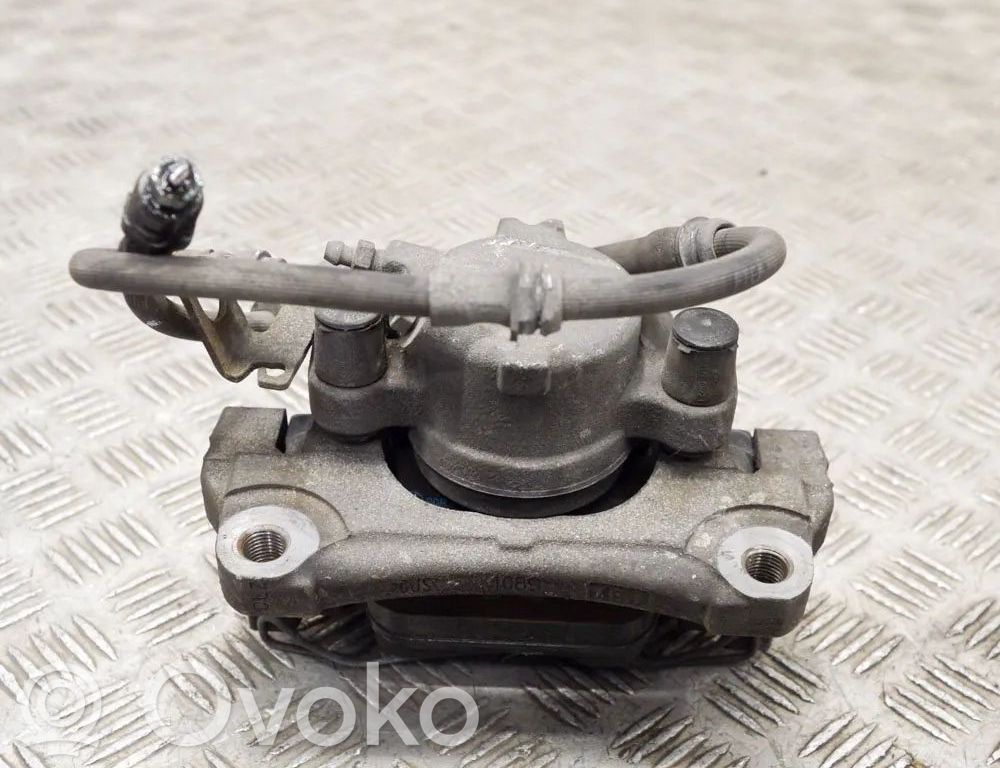 Caliper de freno delantero
