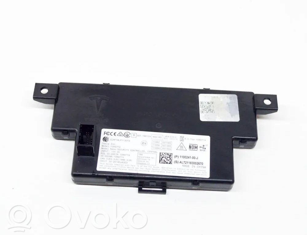 Tesla Model 3 Door central lock control unit/module 