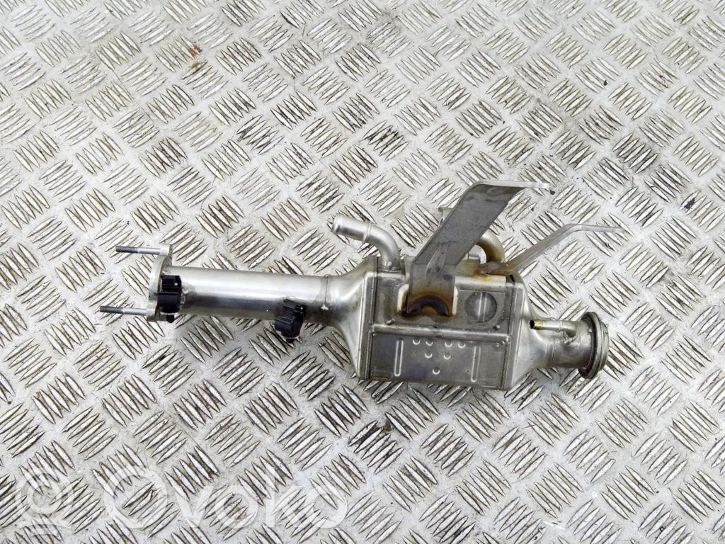 Audi Q7 4M EGR valve cooler 