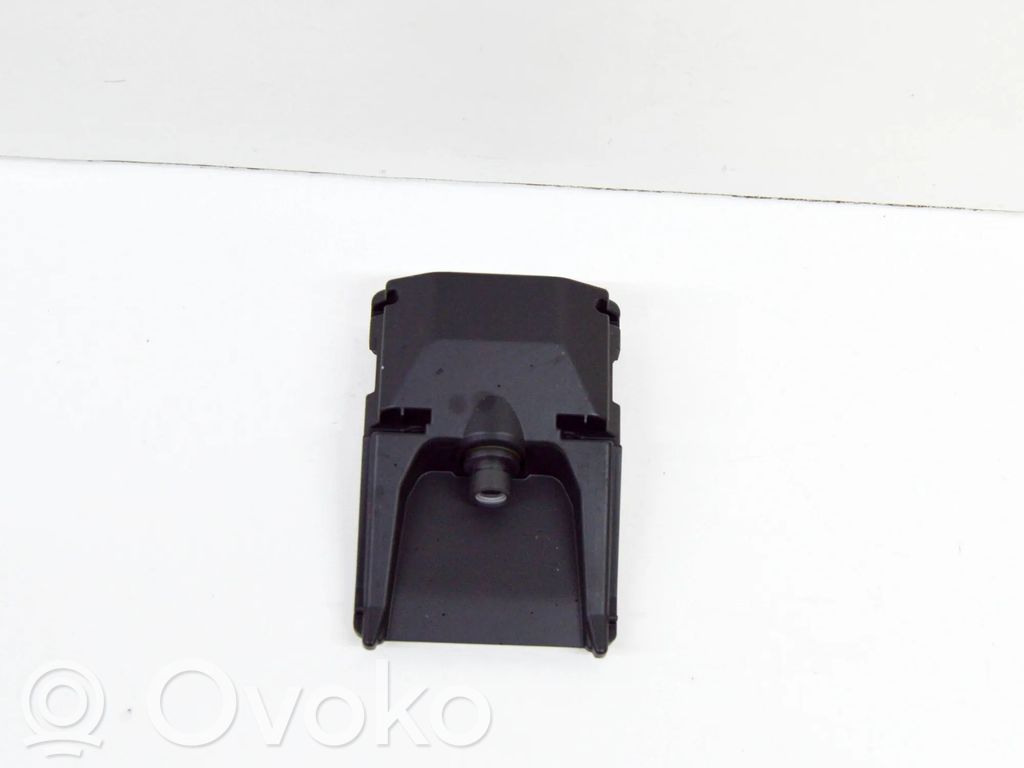 Peugeot 3008 II Windshield/windscreen camera 