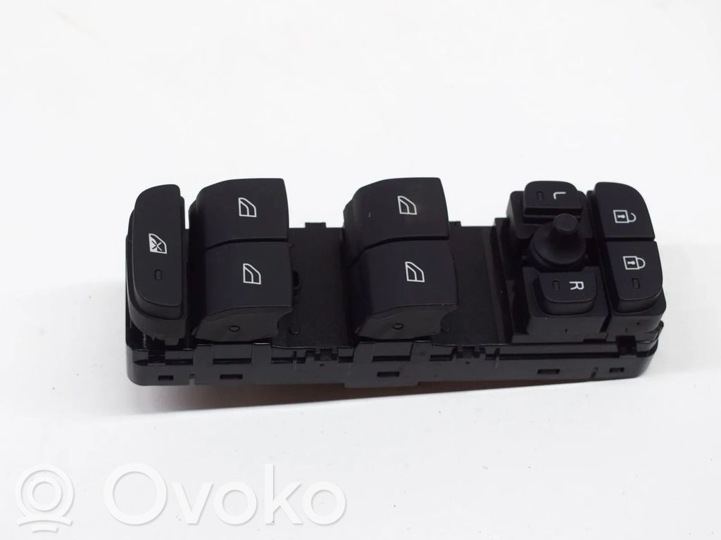 Volvo XC40 Electric window control switch 