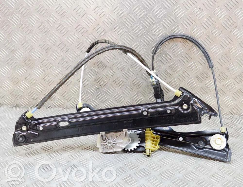 BMW 4 F32 F33 Podnośnik szyby drzwi z silniczkiem 