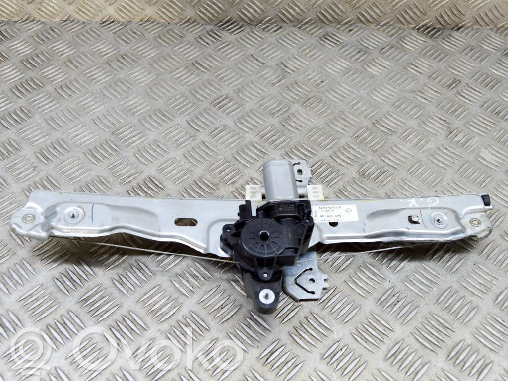 Nissan Qashqai Regulador de puerta trasera con motor 