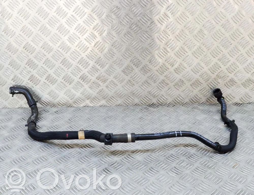Jaguar I-Pace Engine coolant pipe/hose 