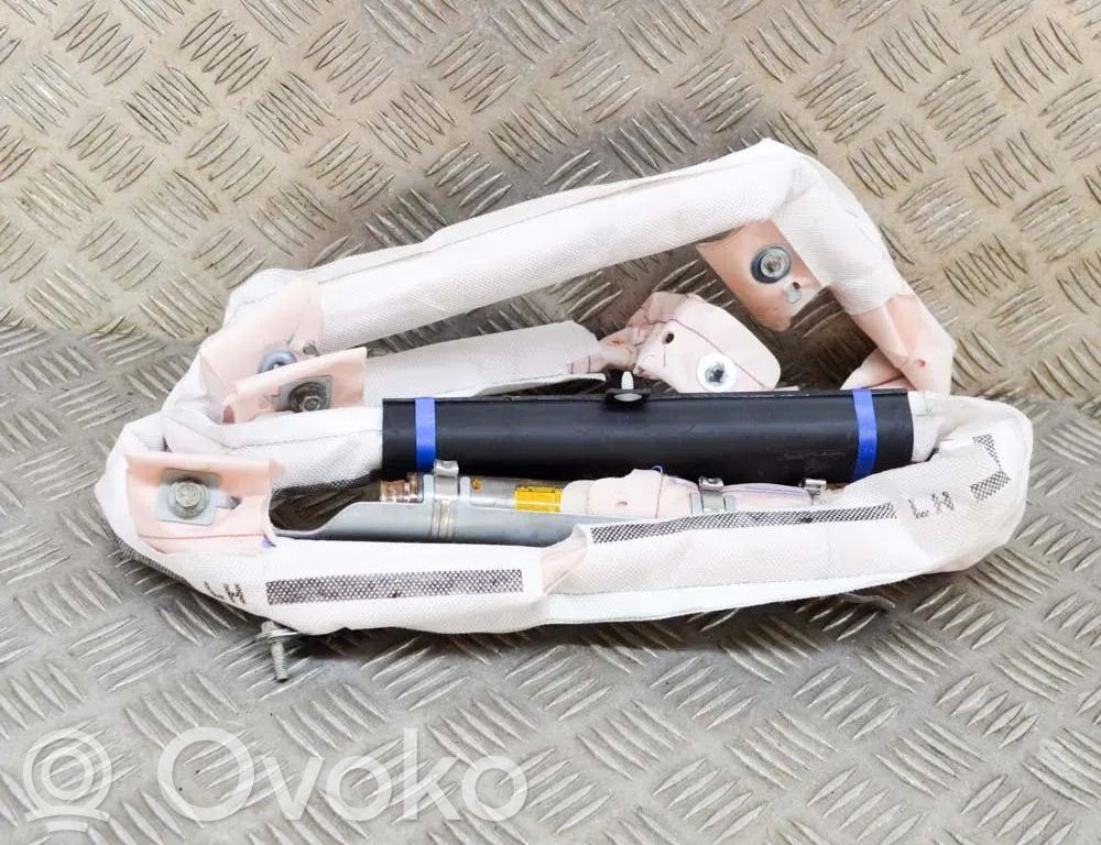 Tesla Model S Kurtyna airbag 