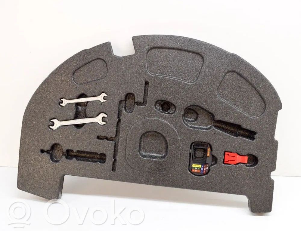 BMW 6 E63 E64 Other trunk/boot trim element 