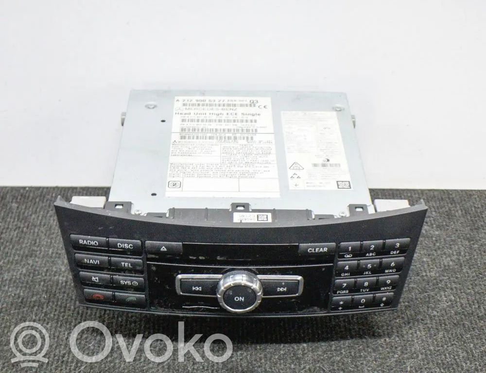 Mercedes-Benz E W212 Panel / Radioodtwarzacz CD/DVD/GPS 