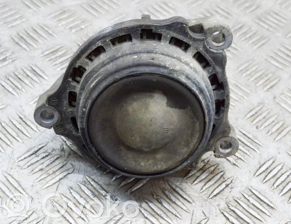 BMW X3 F25 Engine mount bracket 