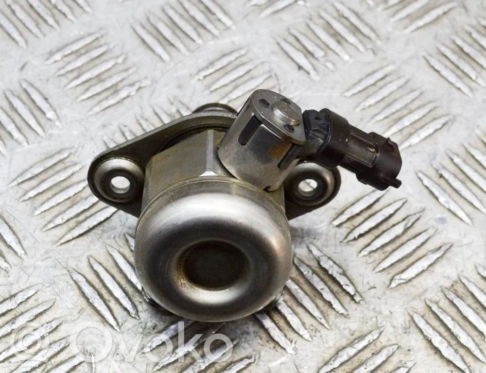 Jaguar F-Type Fuel injection high pressure pump 