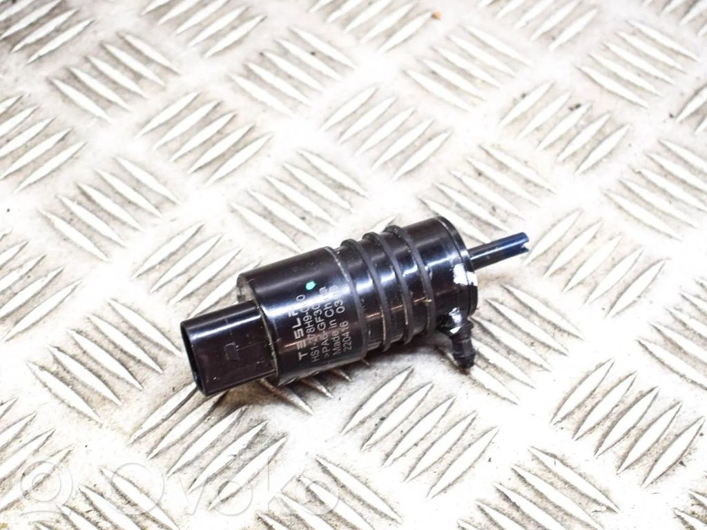 Tesla Model 3 Windscreen/windshield washer pump 