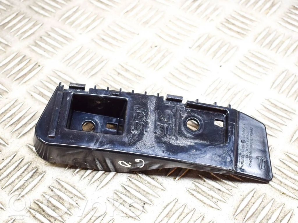 Tesla Model 3 Rear bumper mounting bracket 