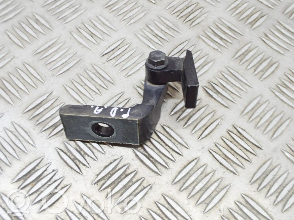 BMW i3 Front door upper hinge 