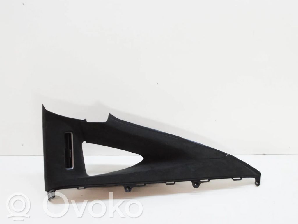 Osłona środkowa słupka / C   103596099E