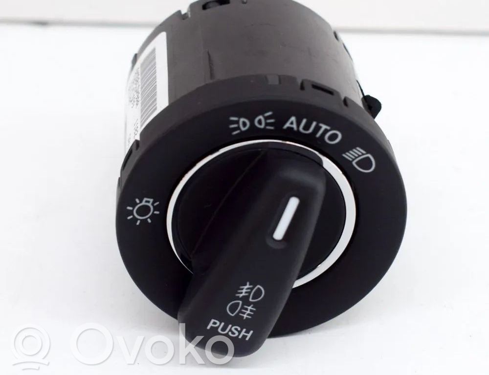 Maserati Levante Light switch 