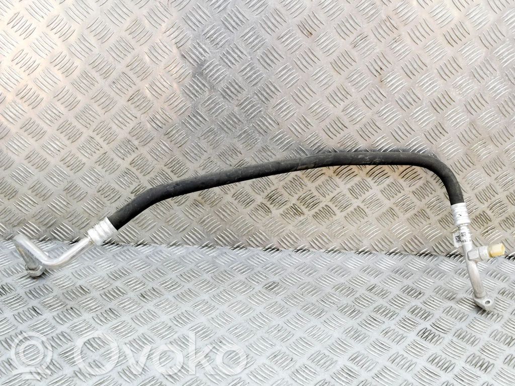 BMW iX3 G08 Ilmastointilaitteen putki (A/C) 